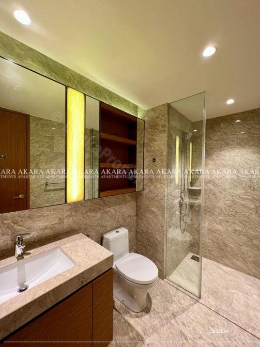 Bathroom - Apartment for rent in Colombo 2