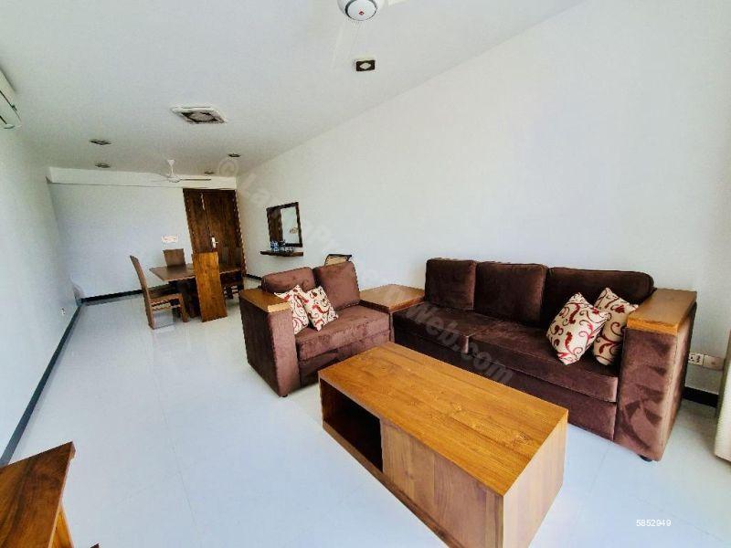 Living Room - Apartment for rent in Colombo 5