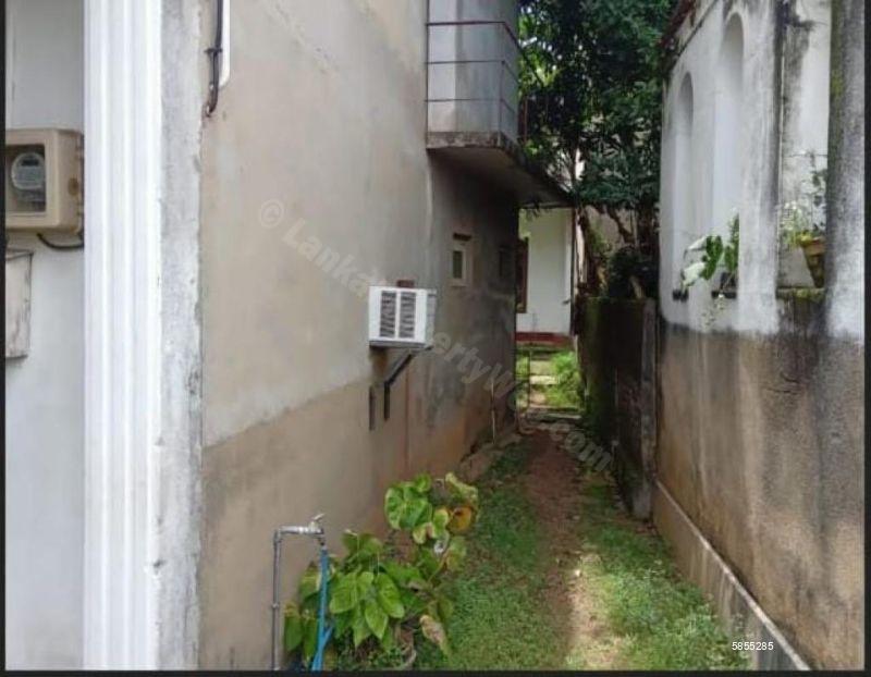 Exterior - House for sale in Nugegoda