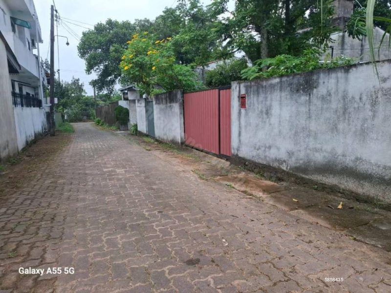 Bare Land for sale in Pelawatte