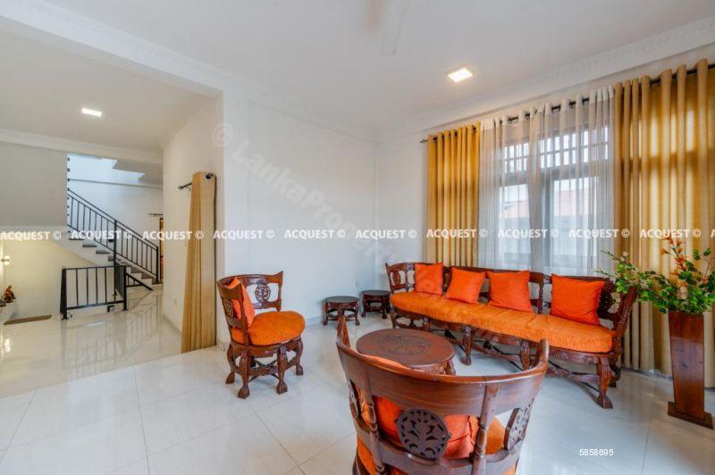 Living Room - House for sale in Pannipitiya