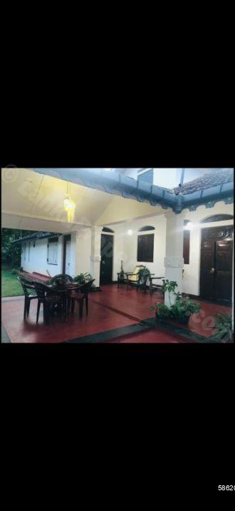 Bungalow for sale in Kandy