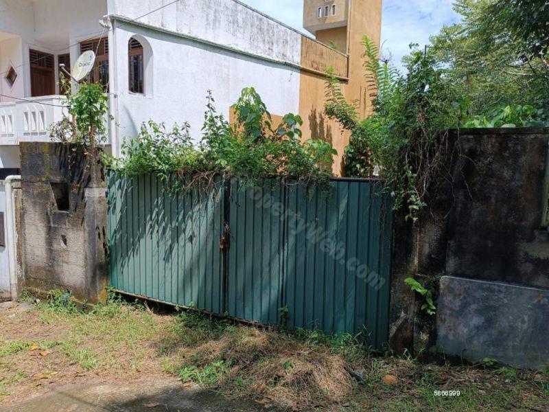 Bare Land for sale in Kottawa