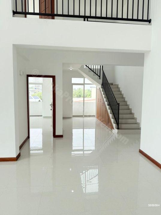 Apartment for sale in Colombo 5
