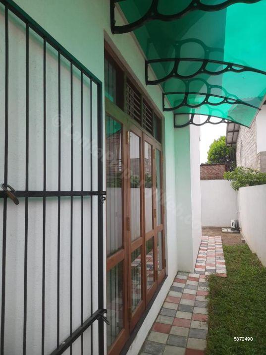 House for sale in Piliyandala