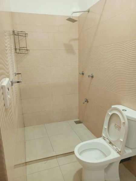 Bathroom - Luxury House for Rent in Nawala for Rs.150,000