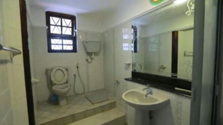 Bathroom - 04 Bedroom Furnished 02 Storied House for Sale in Colombo 08 (A5659)
