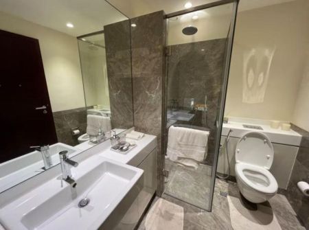 Bathroom - 2 bedroom apartment Cinnamon Life