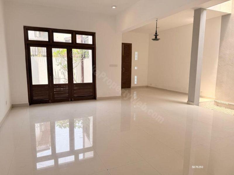 House for sale in Nugegoda