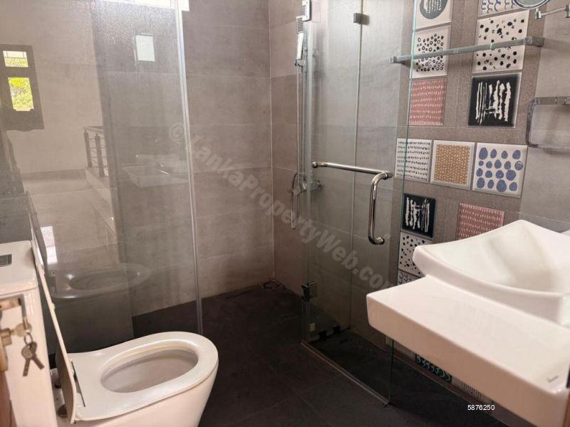 House for sale in Nugegoda