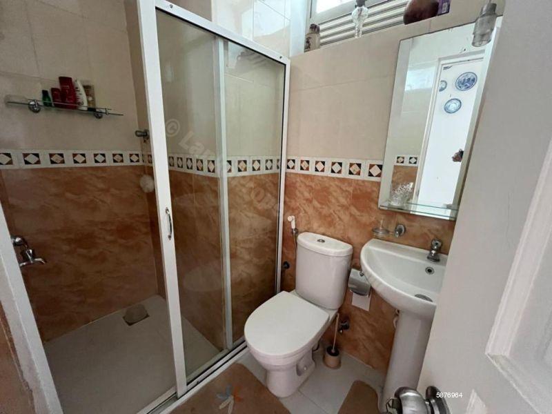 Bathroom - Apartment for sale in Colombo 6