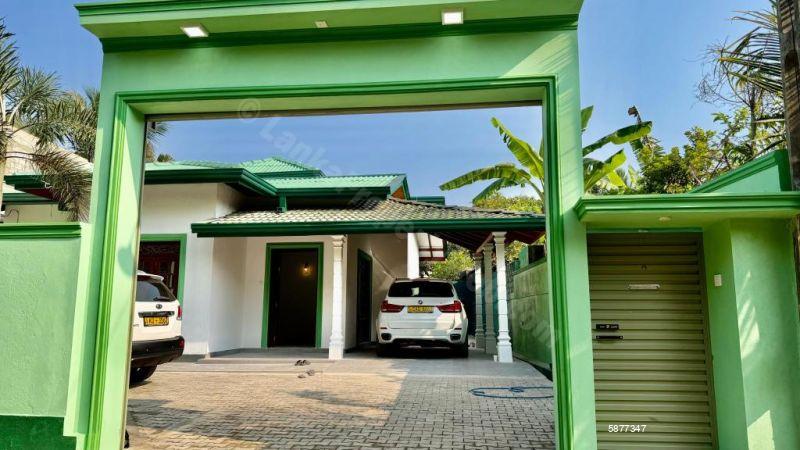 House for sale in Wadduwa