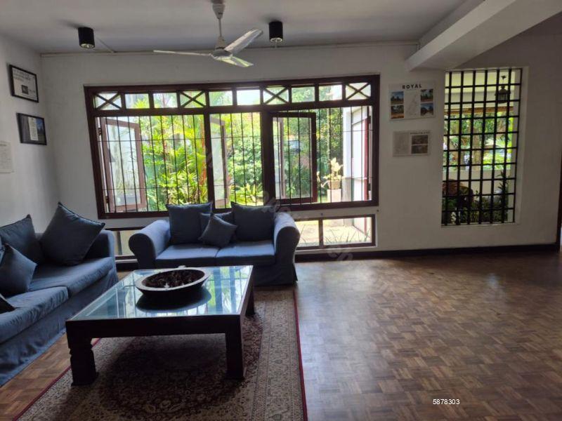 Living Room - House for sale in Colombo 7