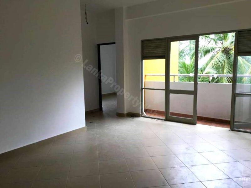 Apartment for sale in Athurugiriya