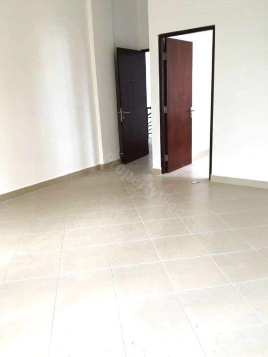 Apartment for sale in Athurugiriya