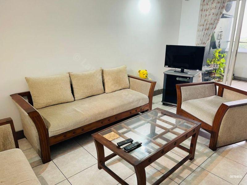 Living Room - Apartment for sale in Colombo 5