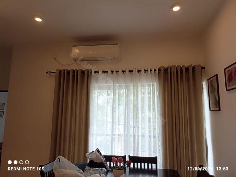 Living Room - Apartment for sale in Athurugiriya