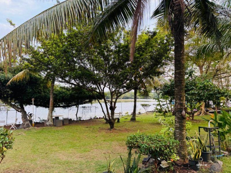 Commercial for sale in Bolgoda