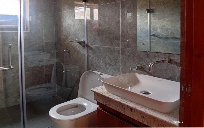 Bathroom - House for sale in Piliyandala