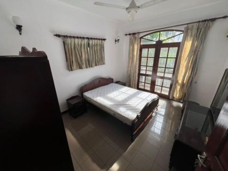 Bedroom - House for rent in Colombo 5 