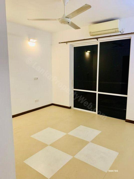 Apartment for sale in Kohuwala