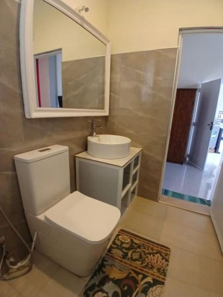Bathroom - Rent House in Negambo Tourist Area palangathure