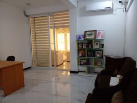 Living Room - 8 Bedroom Apartment Complex For Rent - Colombo 7 
