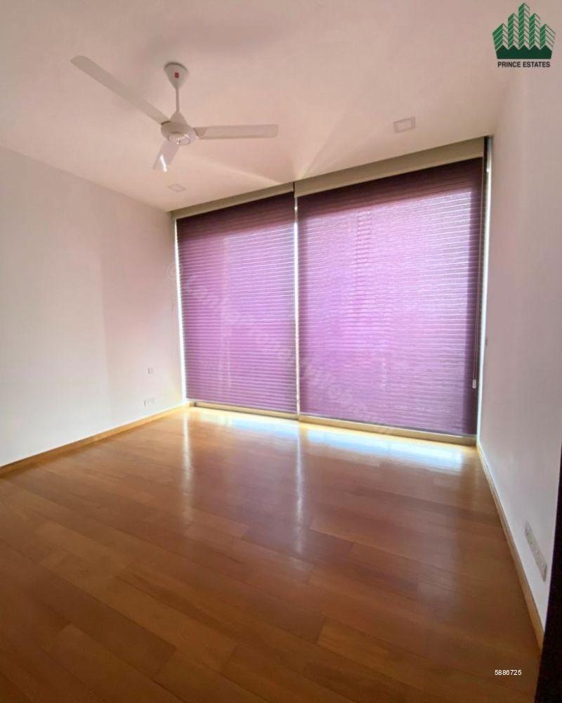 Bathroom - Apartment for rent in Colombo 7