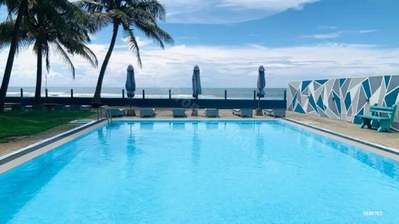 Commercial for sale in Hikkaduwa