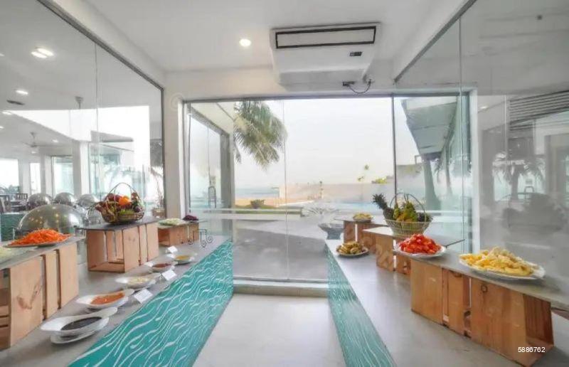 Commercial for sale in Hikkaduwa