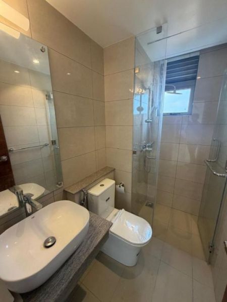 Bathroom - 2BR Apartment Available for sale at ICC The Residencies