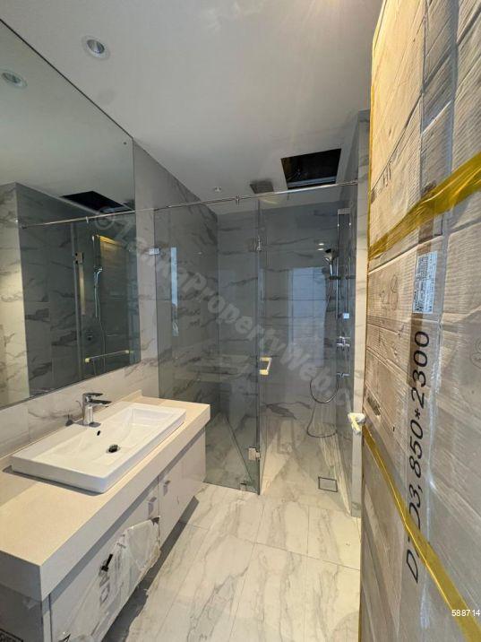Bathroom - Apartment for rent in Colombo 3