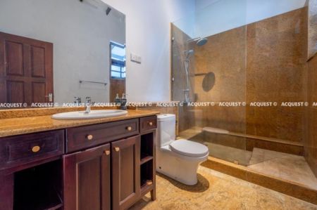 Bathroom - House for Sale - Battaramulla | LKR 150,000,000