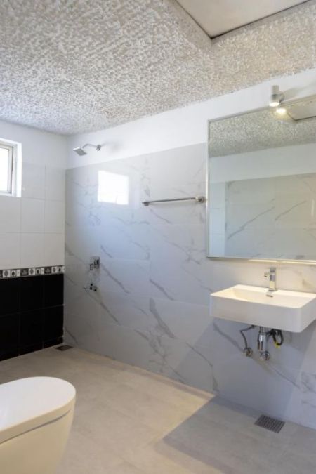 Bathroom - Fully Furnished 5BR Luxury House For Lease In Rajagiriya | LH03684