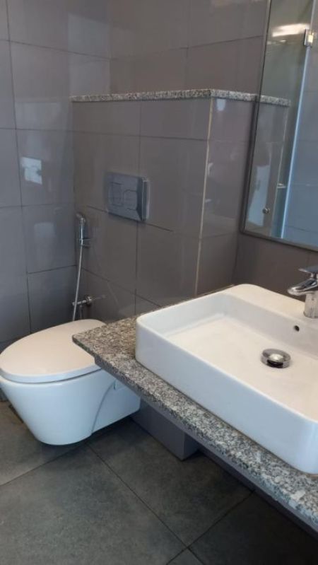 Bathroom - Fully Furnished Luxury Apartment @ TRI-ZEN for Rent in Col.02 Rs.325,000