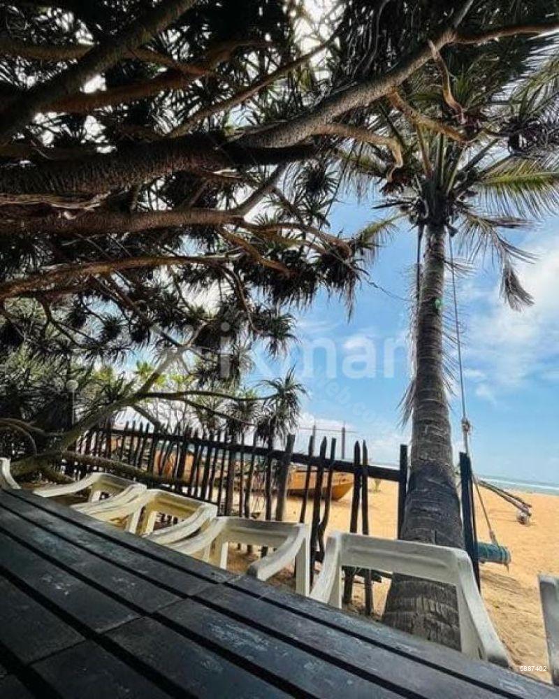 Commercial for sale in Dehiwala