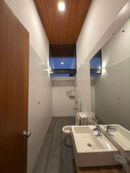 Bathroom - 3 Bedroom Modern Luxury House for Sale in Bokundara