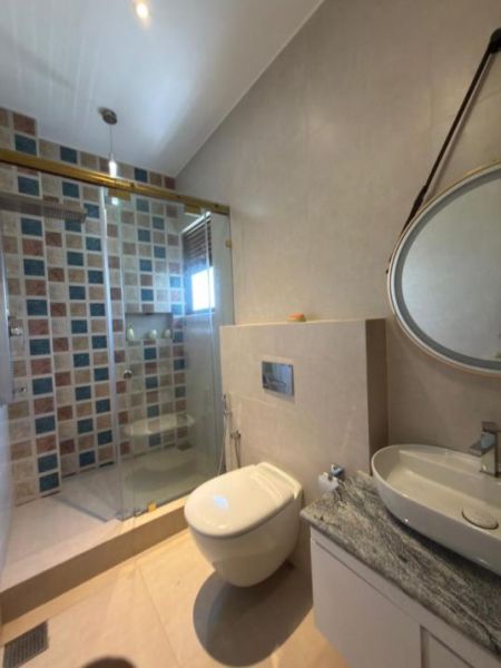 Bathroom - 9 Bedroom Luxury Apartment Collection for Rent at Dehiwala-Mount Lavinia / LKR 3,200,000 (Negotiable) (EM056DK)