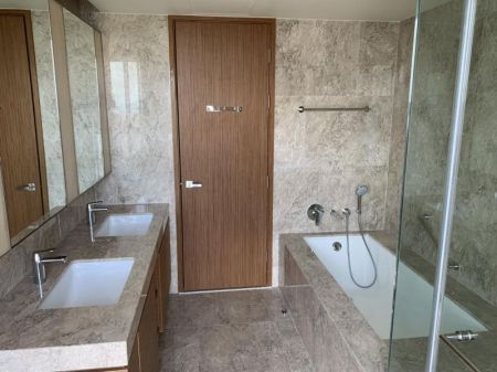 Bathroom - Brilliant Unfurnished 2 Bed One Galle Face Apartment