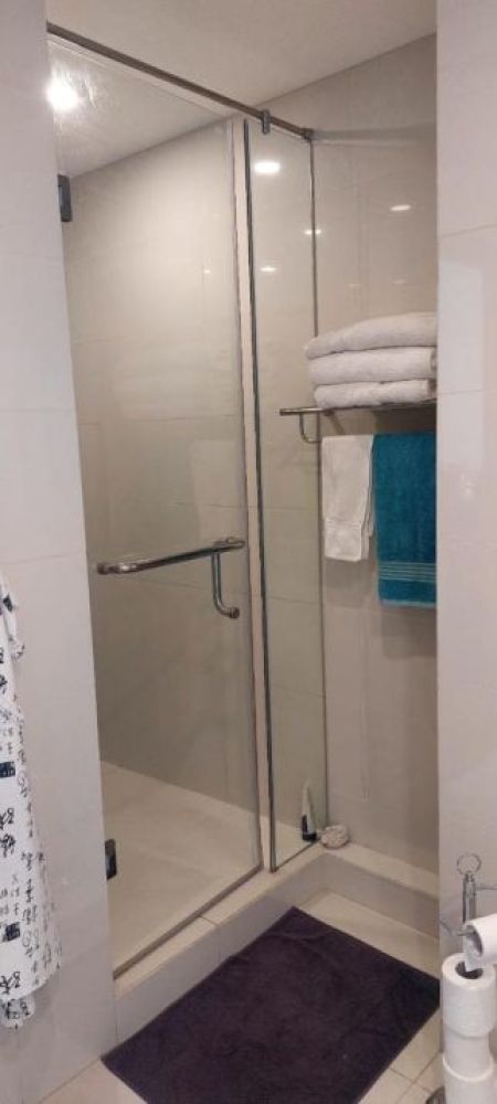 Bathroom - Luxury 4 bed room apartment at fairway elements at Rajagiriya