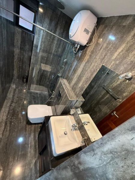 Bathroom - Duplex Apartment for Sale - Park Heights