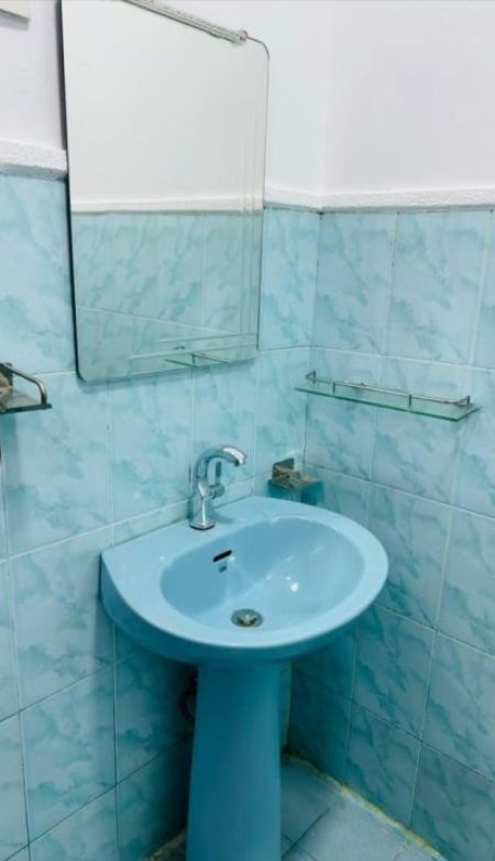 Bathroom - 5 Bedroom House for Sale - Kelaniya | LKR 40,000,000 (EM396)