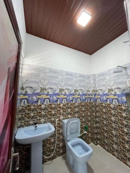 Bathroom - House For  Sale  In Wattala  Coee  Add  892