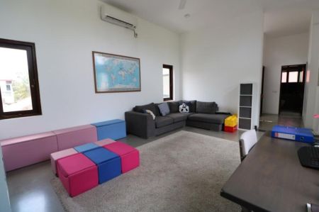 Living Room - Stunning Modernist Colombo 7 Home