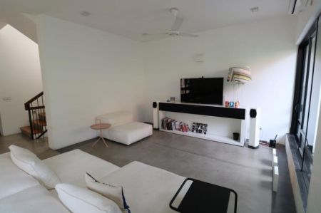 Living Room - Stunning Modernist Colombo 7 Home