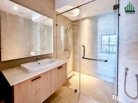 Bathroom - Prime Colombo Living – 3BR Luxury Apartment | City Views | Rs. 118 Million | 1,880 Sq. Ft