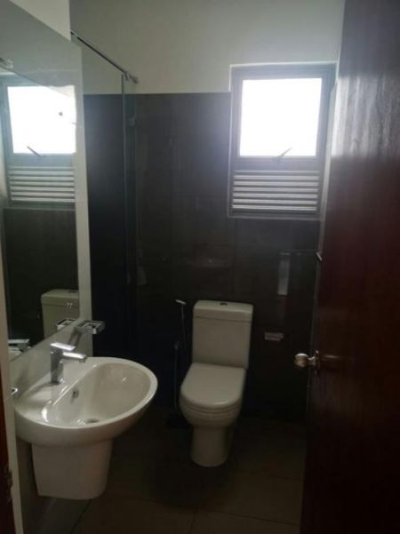 Bathroom - Canterbury Golf Resort - 03 Bedroom Unfurnished Apartment for Sale in Piliyandala (A5926)
