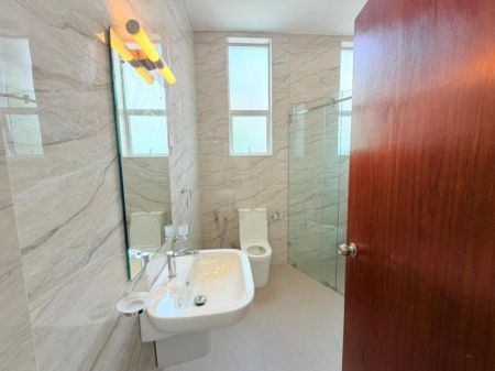 Bathroom - Battaramulla Pelawatthe Lake Road Brand new modern house for sale 