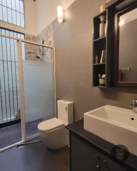 Bathroom - Architect Designed house for sale in Kalubowila 