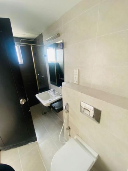 Bathroom - Treasure Trove - 02 Bedroom Unfurnished Apartment for Sale in Colombo 08 (A5852)-SOLD